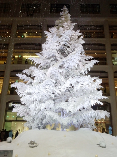 竹内_KITTEクリスマスツリー